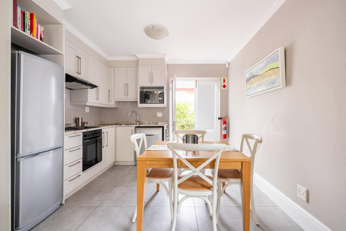 Bonne Esperance Studio Apartments Стеленбош Екстериор снимка